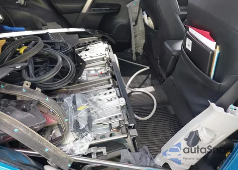 2017 Toyota Rav4 Hybrid Limited из США, поврежденный, VIN JTMDJREV8HD121452